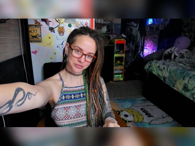 Visit LisaFoxy profile