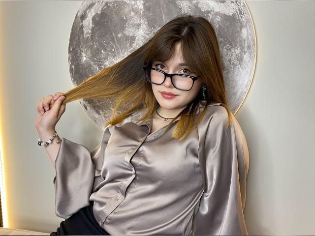 Visit FionaW21 profile