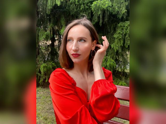 Visit LiliLove profile