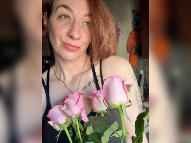 Visit VelvetPeach profile