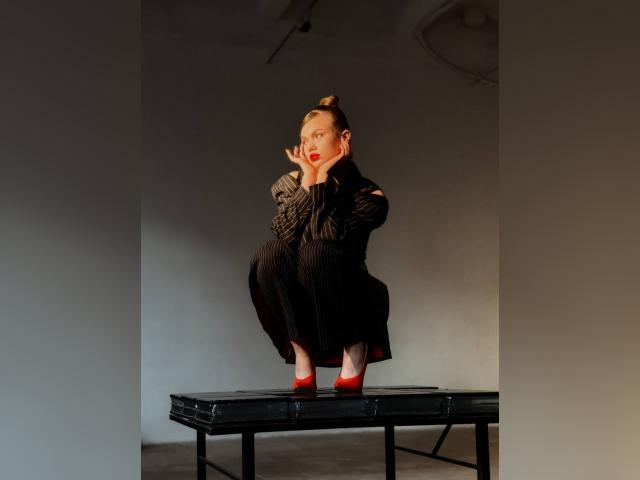 Visit ChloeSinclair profile