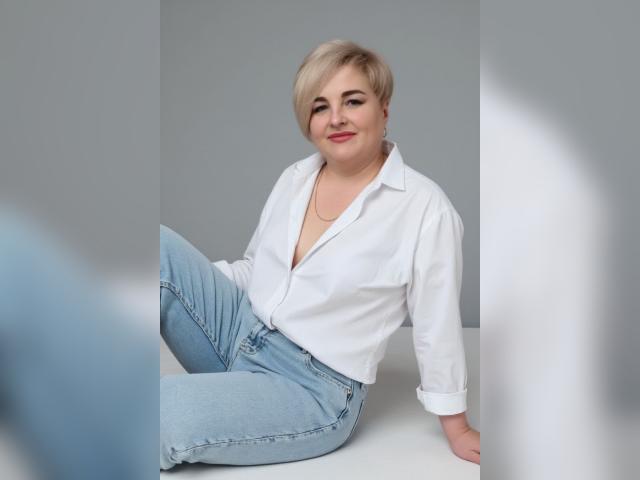 Visit SecretLola profile