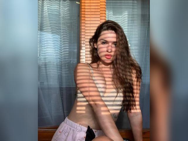 Visit MilaDreamm profile