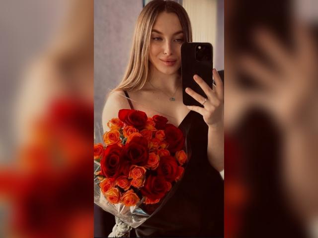 Visit Lanaa22 profile