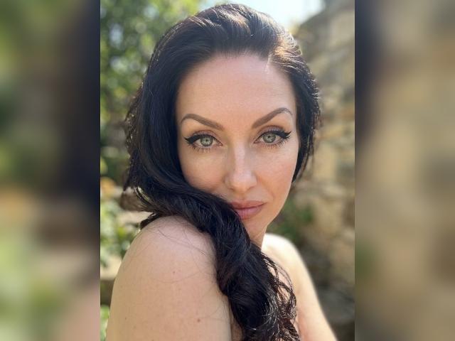 Visit Ivorisse profile