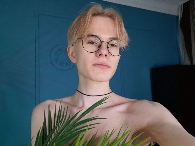 Visit LiamBlair profile