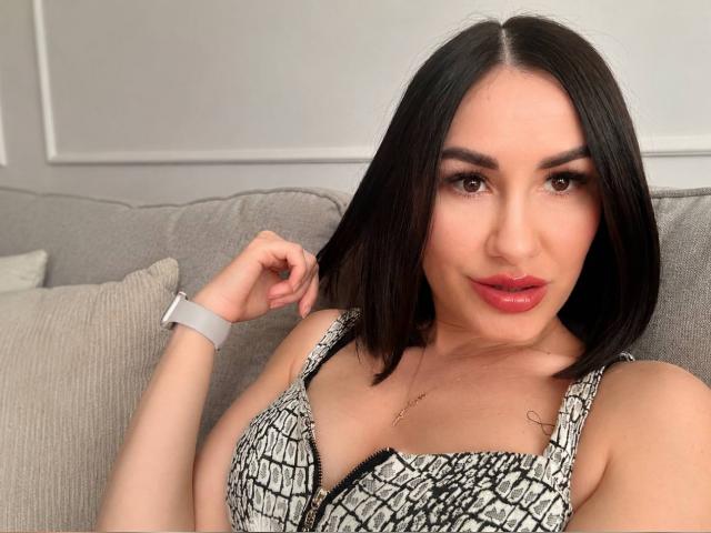 Visit O1riana profile
