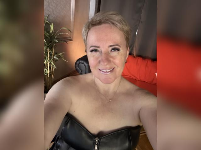 Visit NikaSmit profile