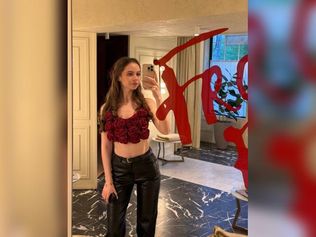 Visit StunningLove profile