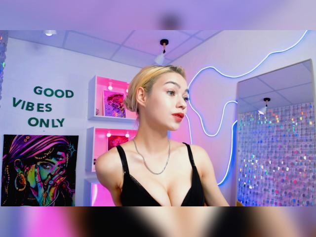 Visit AlysiaSun profile