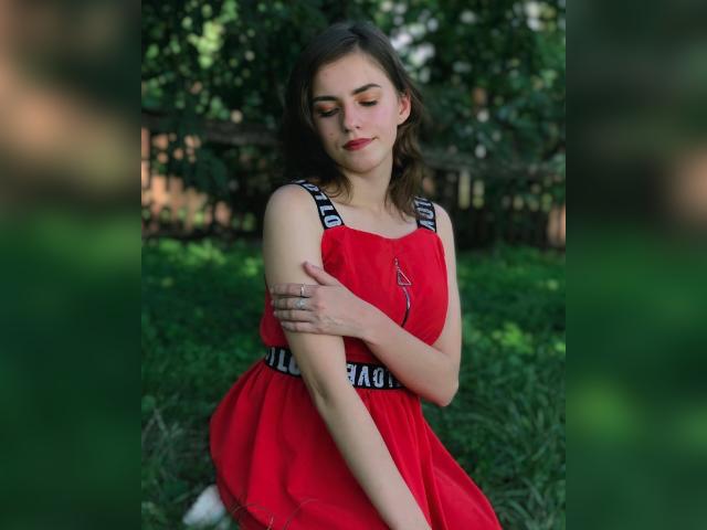 Visit babygirl111 profile