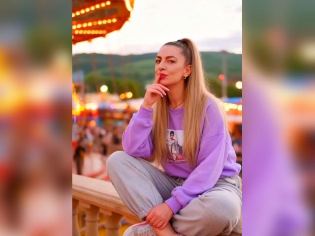 Visit Delira profile