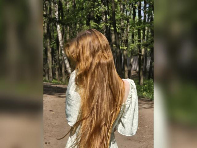 Visit sweetiefoxxxy profile