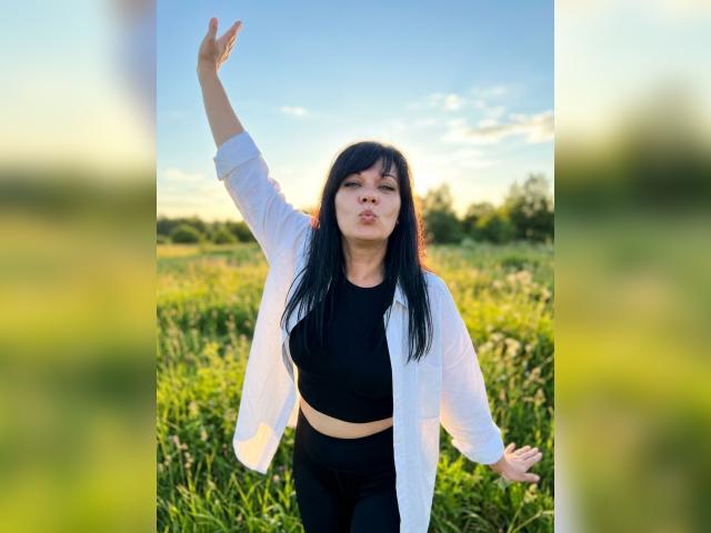 Visit QueenFrost profile