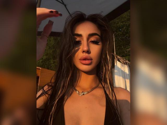 Visit Aminaaa profile
