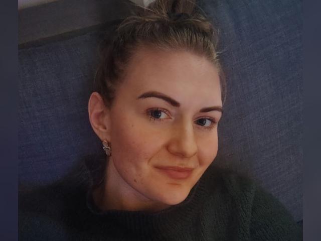 Visit xVelvetDaisy profile