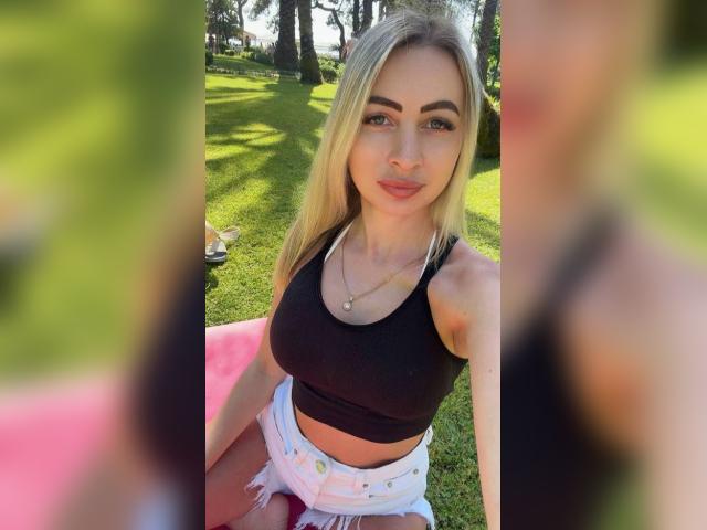 Visit LadyStardust profile