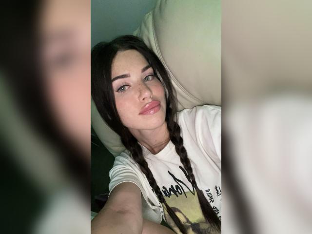 Visit ElinRixi profile