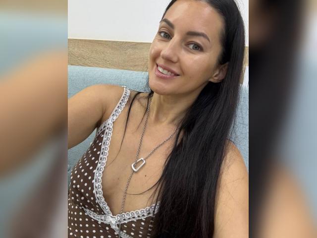 Visit Jassmine profile