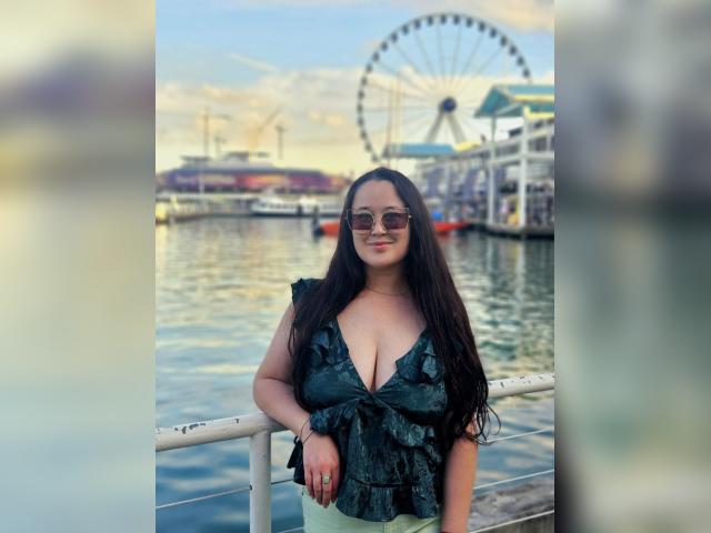 Visit Calira profile