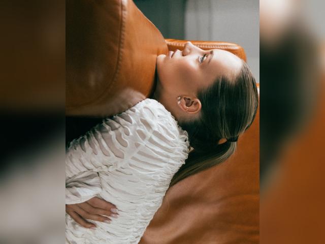 Visit MissVanessa profile