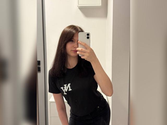 Visit KrisstinaSkay profile