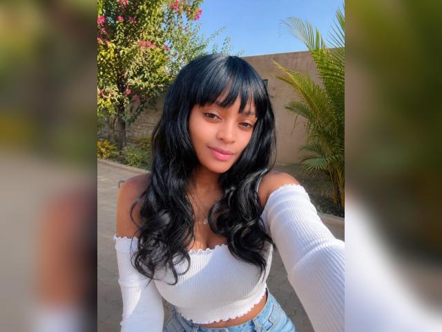 Visit Roseyy profile