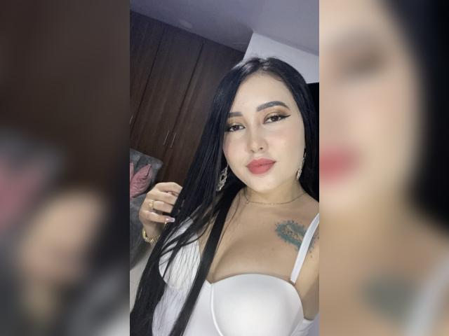 Visit SarayRoyse profile