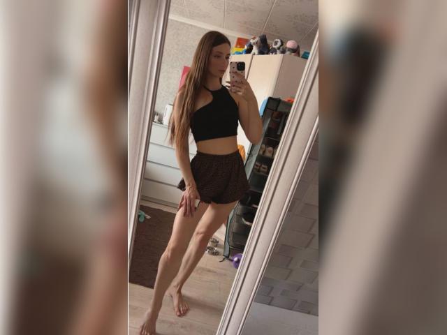Visit Helvina profile