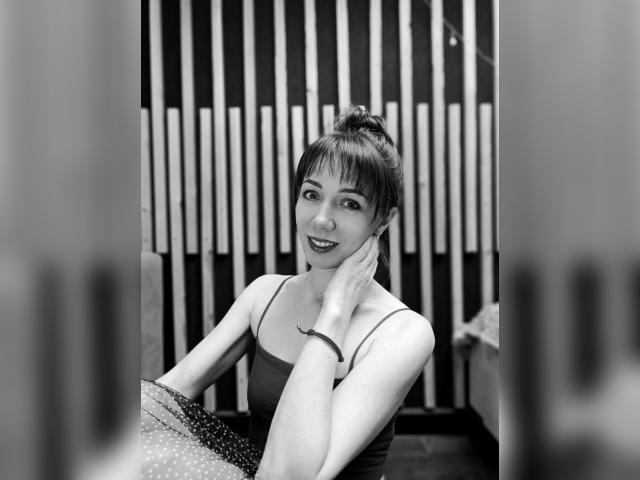 Visit Karlierri profile