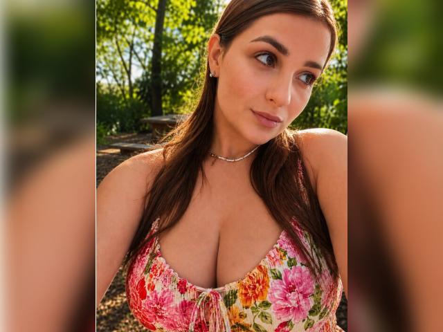 Visit LadyAuroraSky profile