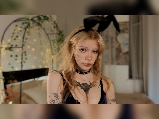 Visit SweetMell profile