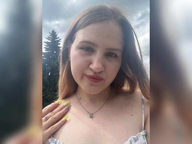 Visit AlisaLove profile