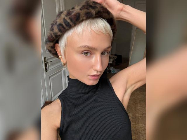 Visit Evylenn profile