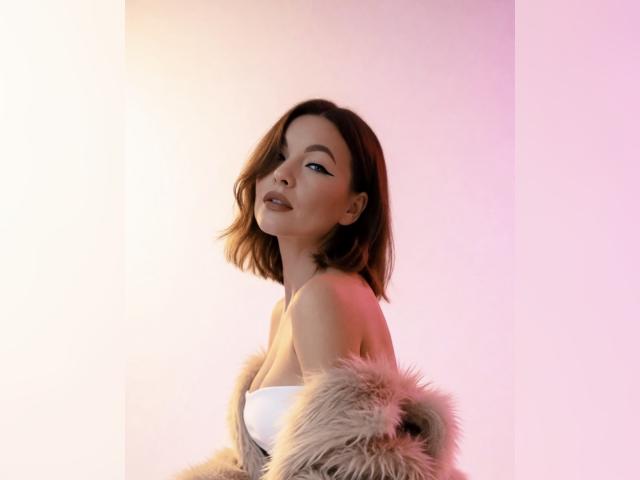 Visit MissFrakir profile