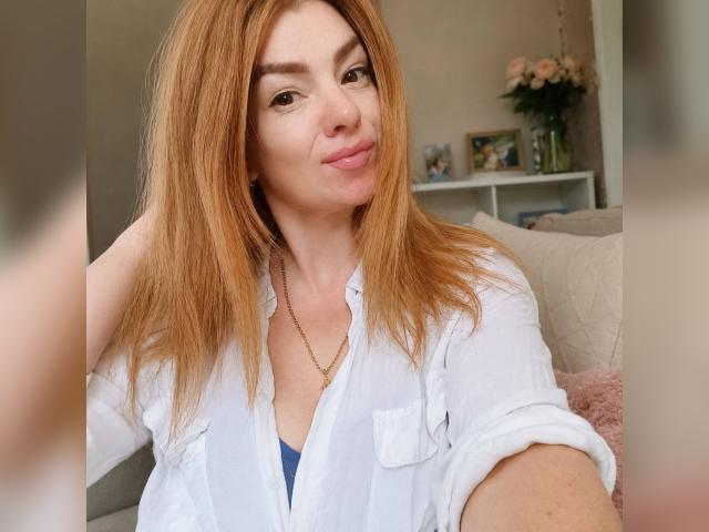 Visit 1Foxy profile