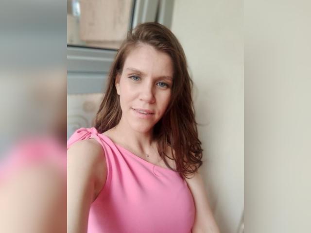 Visit MonicaOphelia profile