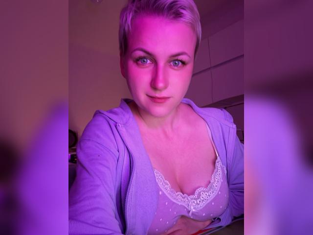 Visit YoutanPoluo profile