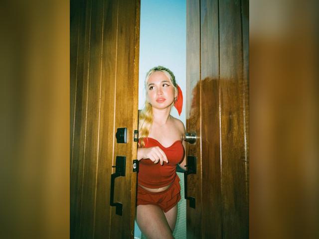 Visit TiffanyCarly profile