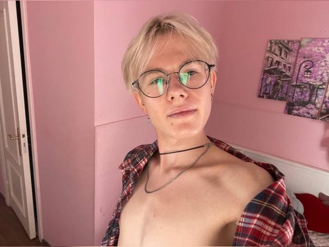 Visit LiamBlair profile