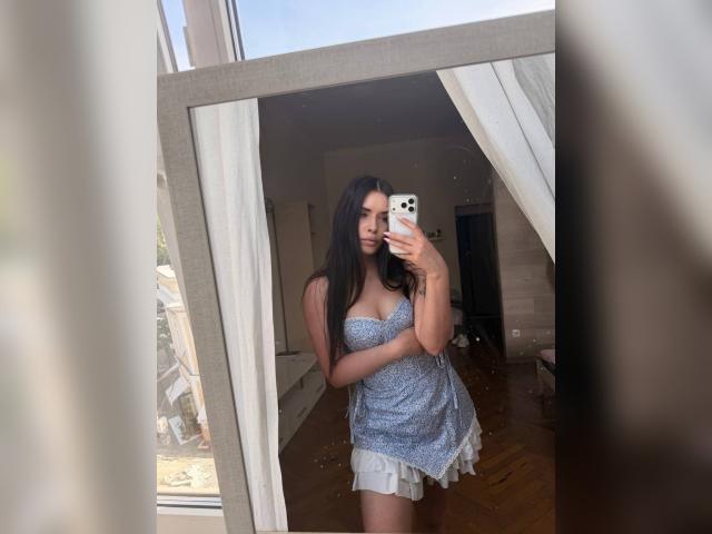 Visit Sirena profile