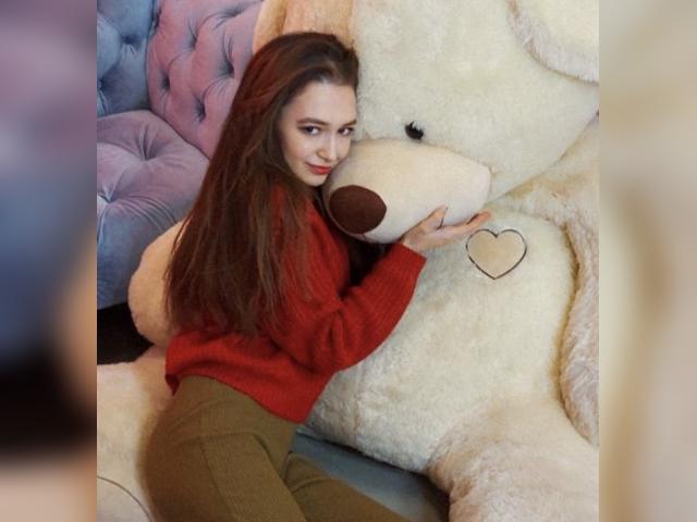 Visit AnnaBanana profile