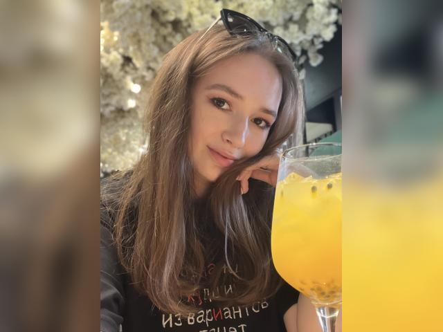 Visit AnnaBanana profile