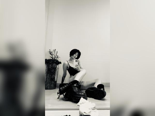 Visit GoddessMisha profile