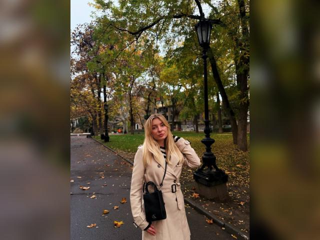 Visit ValeriaSweet33 profile