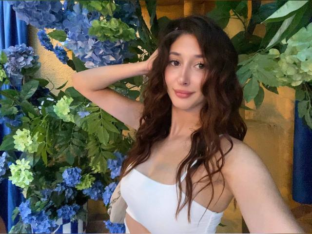Visit LumenLanae profile