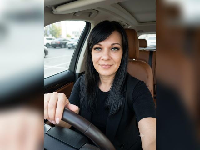 Visit QueenWinds profile