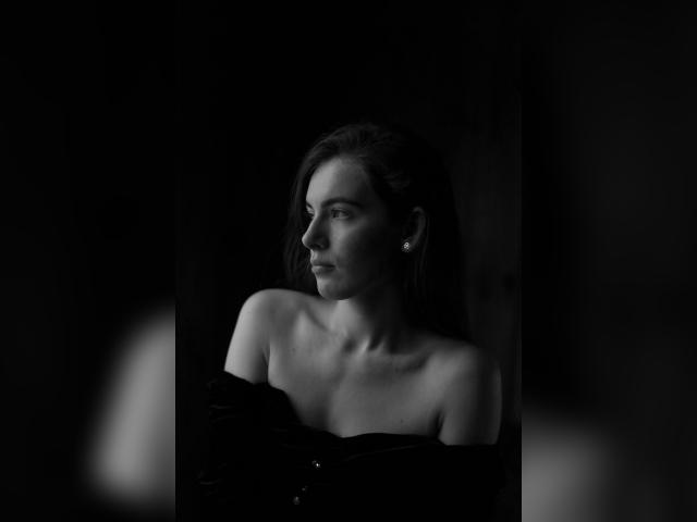 Visit YourNicole profile