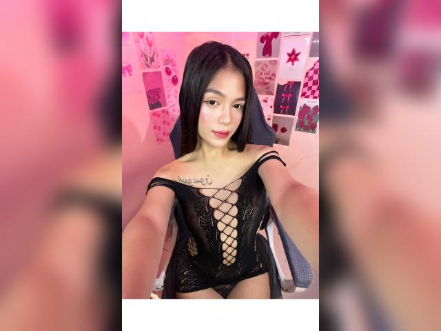 Visit SweetErika profile