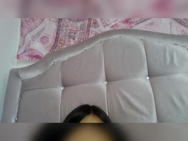 Visit IsaPink profile
